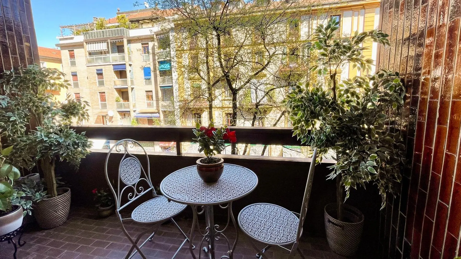 Lägenhet Green Oasis In The Center Of Milano Italien